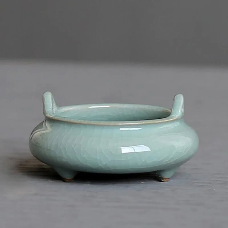 Longquan Celadon Aroma Burner Ceramic Tripod Buddha Crafts Sandalwood Incense Burner for Living Room Home Decor