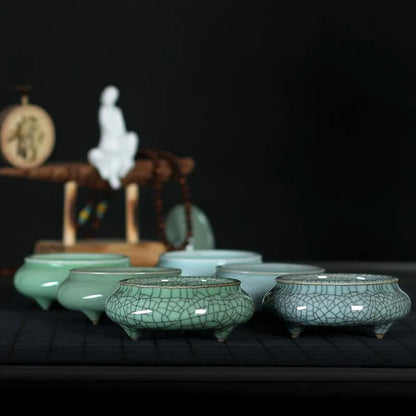 Longquan Celadon Aroma Burner Ceramic Tripod Buddha Crafts Sandalwood Incense Burner for Living Room Home Decor