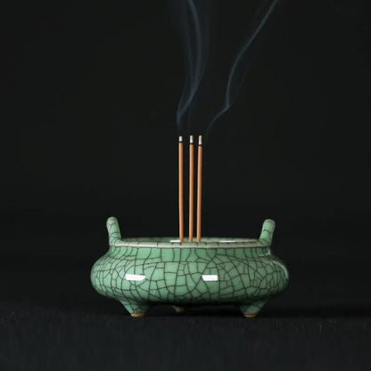 Longquan Celadon Aroma Burner Ceramic Tripod Buddha Crafts Sandalwood Incense Burner for Living Room Home Decor