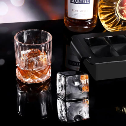 1PCS Black Ice Ball Maker 2 Inch Crystal Ice Cube Maker Mold 8 Hole Design Ice Cube Mold for Cocktail Whiskey Ideal Gift for Men